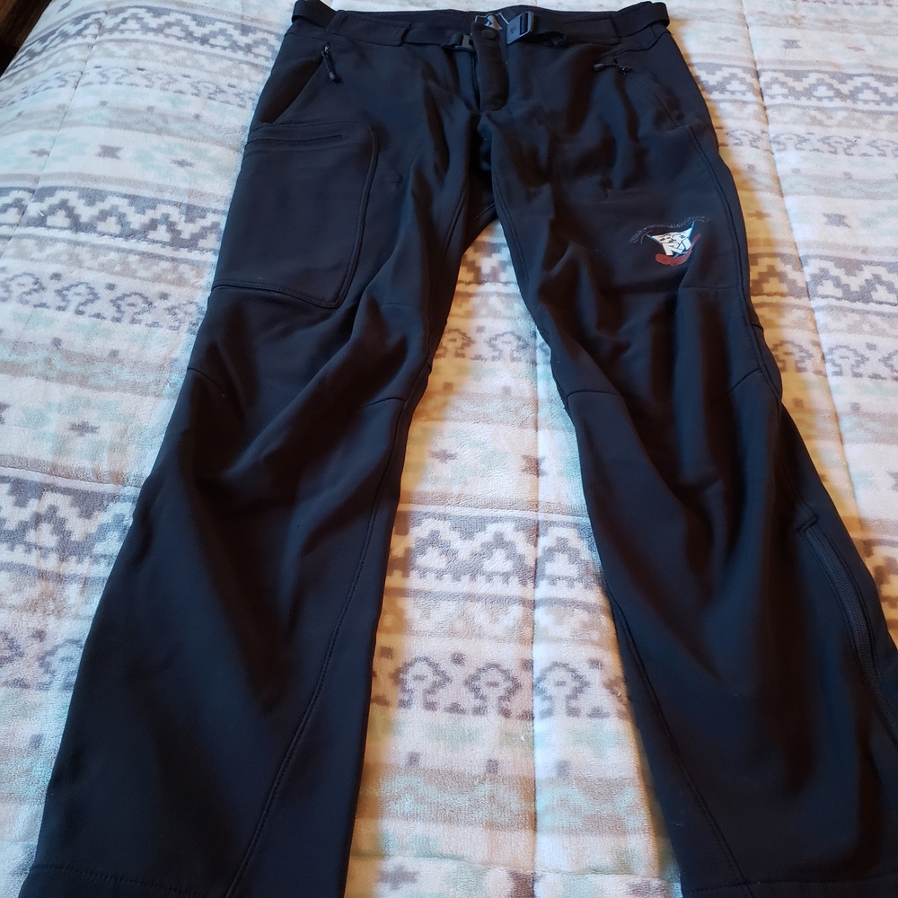 First Ascent Women's Black Mountain Pants